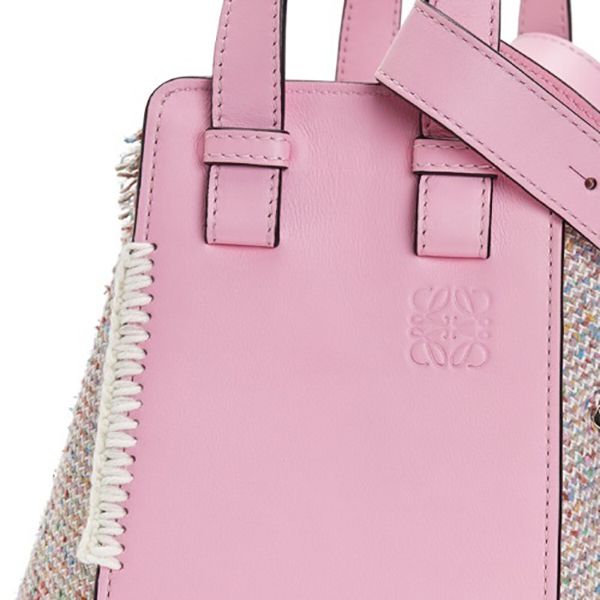 ロエベ ハンモック ツイード スモール バッグ偽物 ピンク 冬